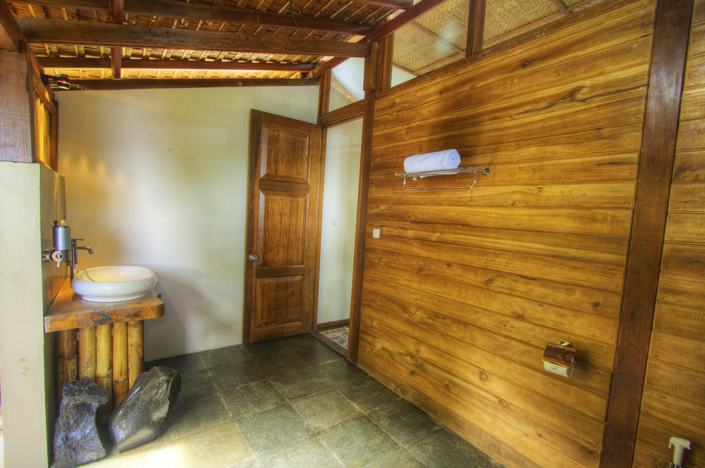 Janji Laut Resort Tanahwangko Ngoại thất bức ảnh