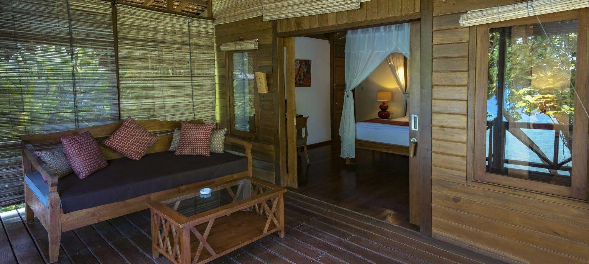 Janji Laut Resort Tanahwangko Ngoại thất bức ảnh