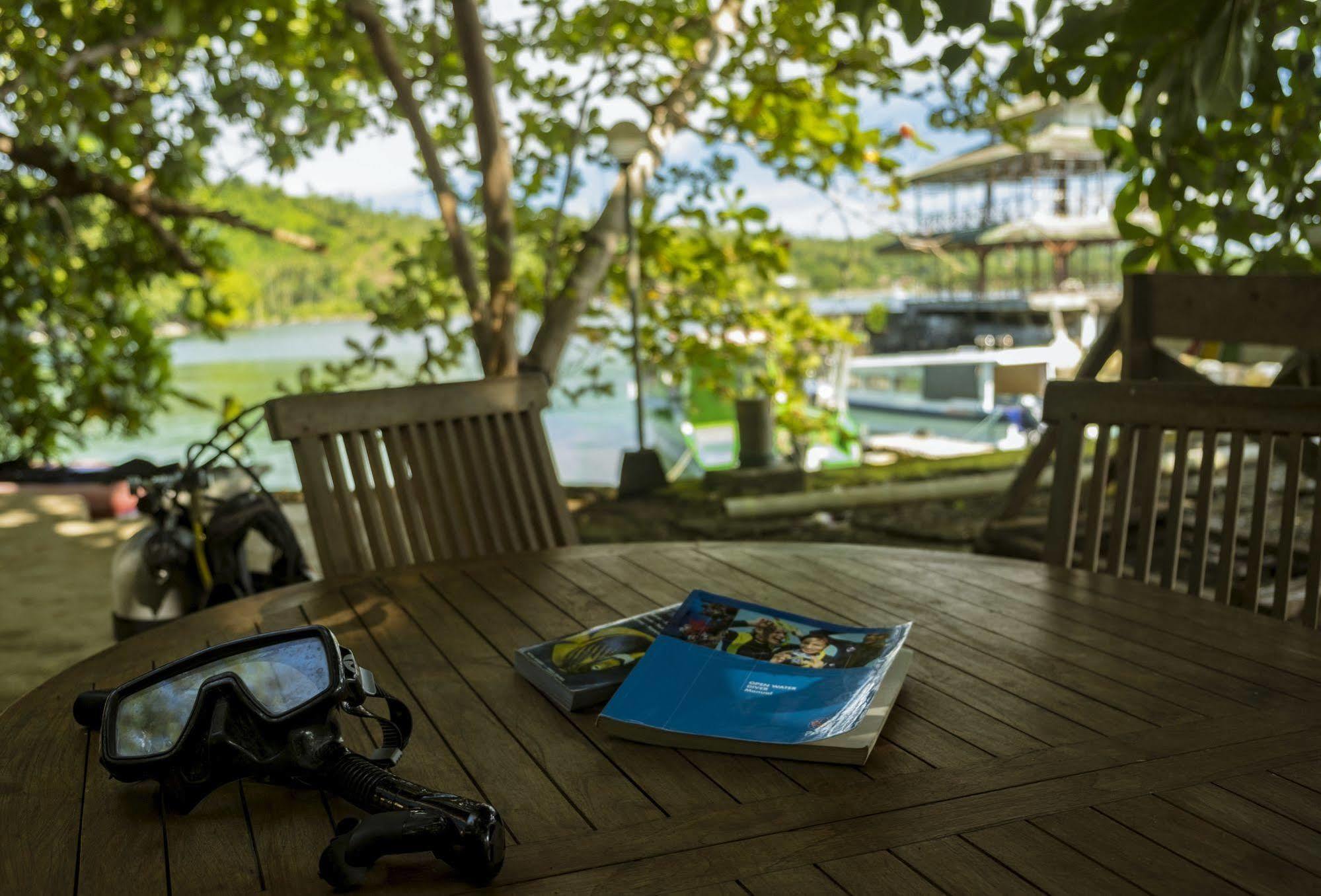 Janji Laut Resort Tanahwangko Ngoại thất bức ảnh