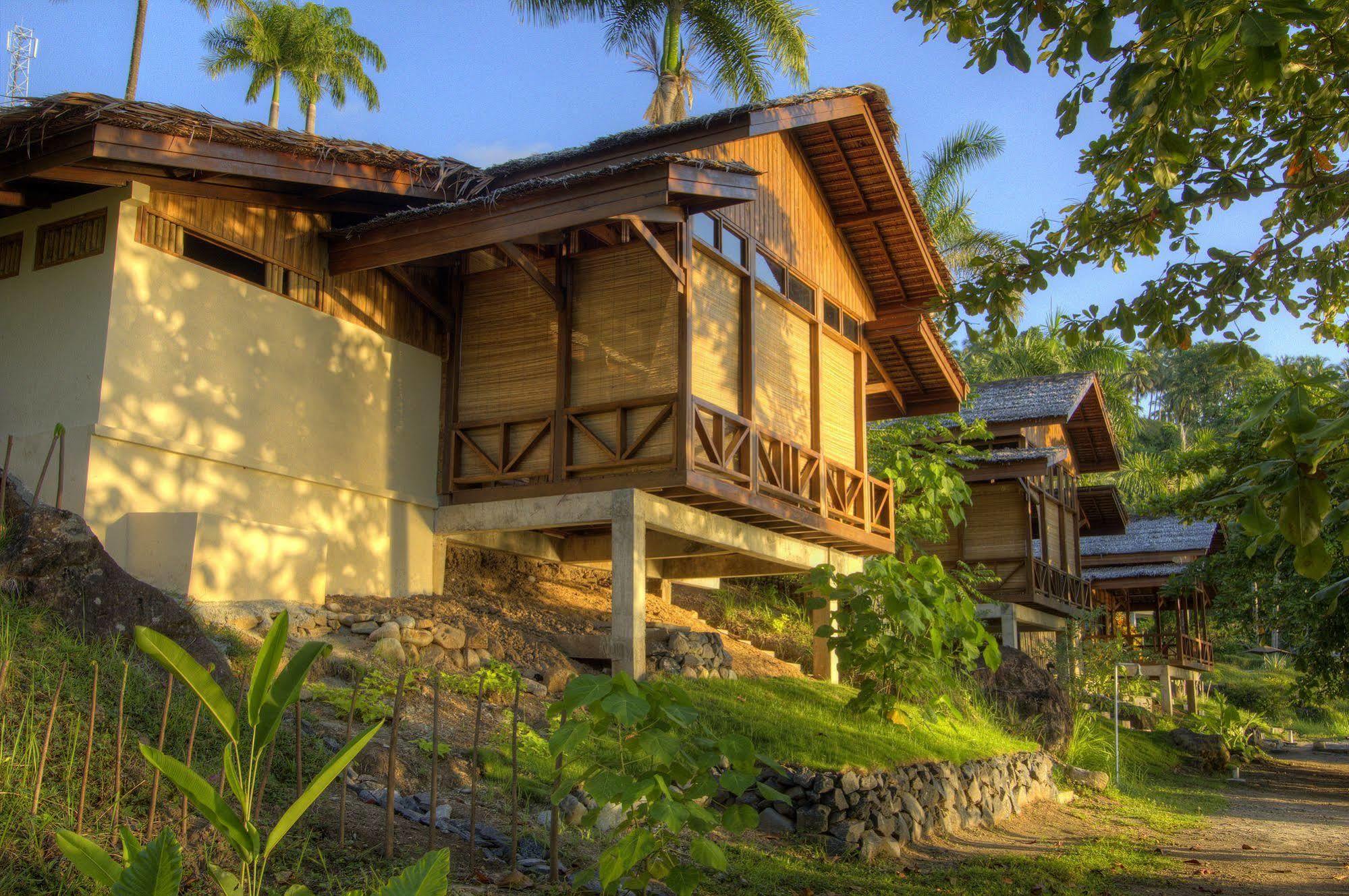 Janji Laut Resort Tanahwangko Ngoại thất bức ảnh