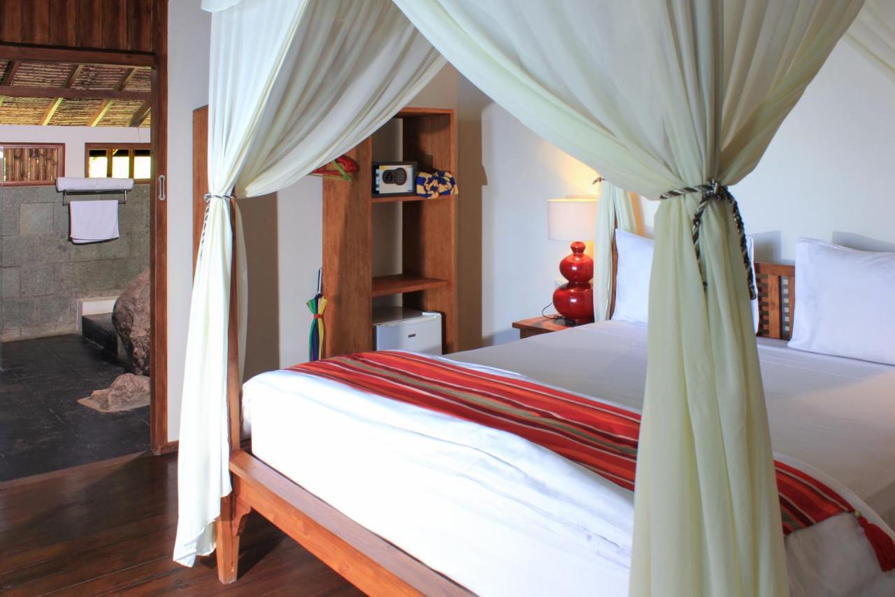 Janji Laut Resort Tanahwangko Ngoại thất bức ảnh